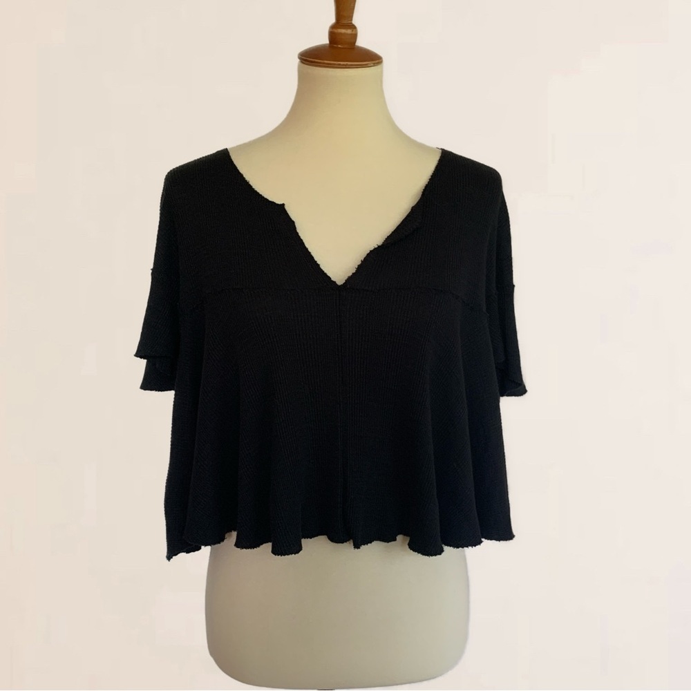 Free People Beach Black Crop Swing Top Flutter Sleeves Split V-Neck 100% Cotton